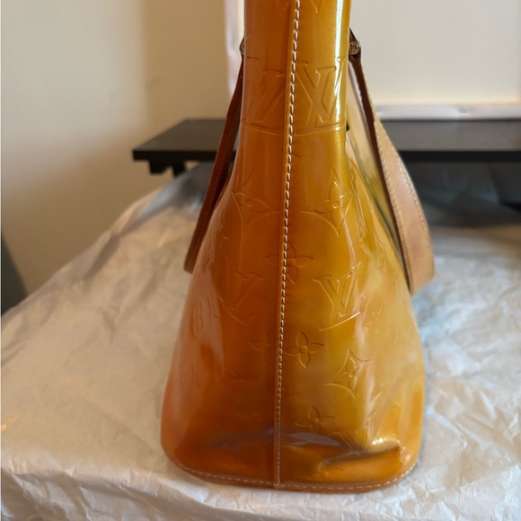 Authentic Louis Vuitton Monogram Vernis Houston Tote Bag - Yellow/Mango - Picture 5 of 13
